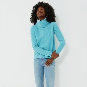 Greenpoint Turtleneck in Vello Fleece (Nantucket Fog)